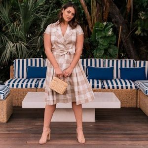 NWT Gayle Dress - Gal Meets Glam